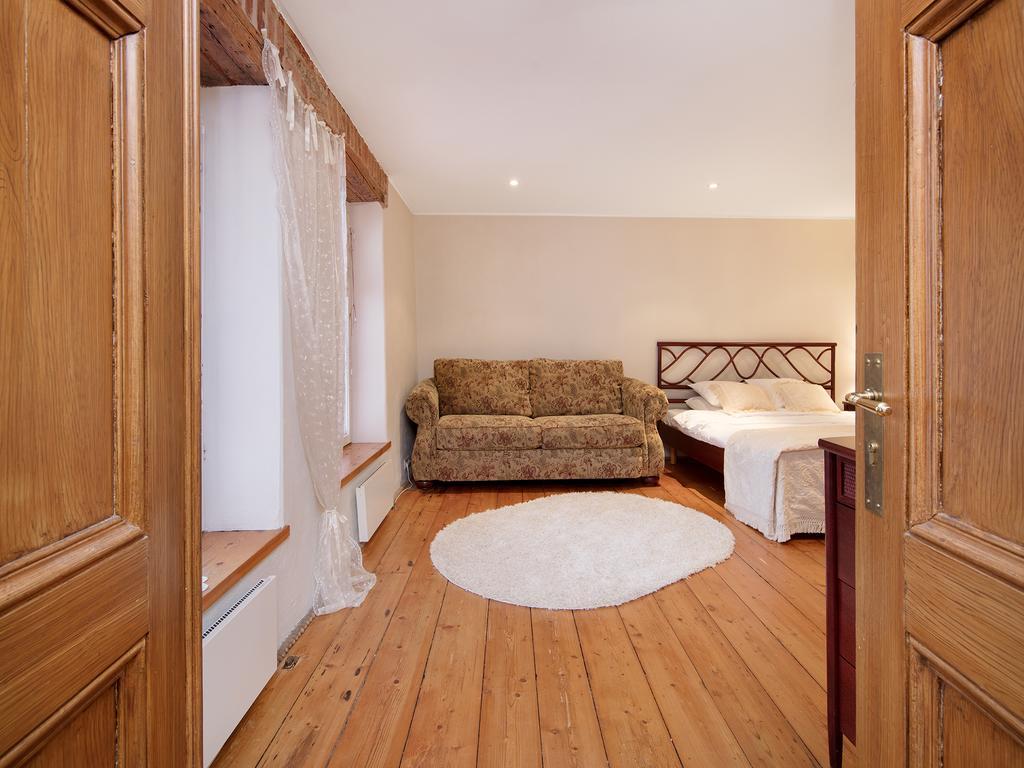 Calandra Apartment Talin Exterior foto